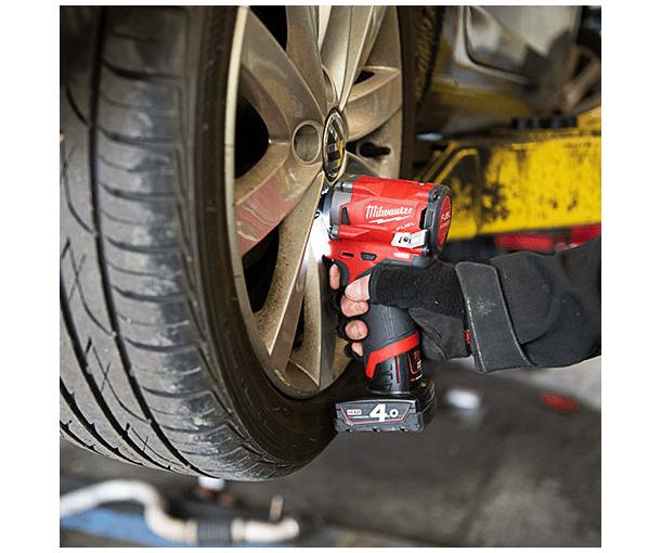 M12 FUEL™ 無碳刷1/2″ 強固型衝擊扳手